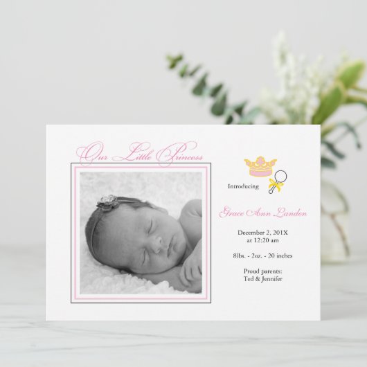 女の子の写真の誕生の発表-小さいプリンセス 案内状 (スタンド正面)