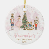 女の子の初めてのクリスマスピンクのくるみ割り人形バレエ セラミックオーナメント (正面)