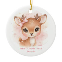 女の子の初めてのクリスマス ピンクのトナカイ 写真