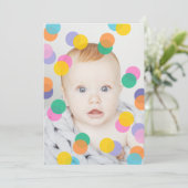 女の子の初めての誕生日写真のコンフェッティ 招待状 (スタンド正面)