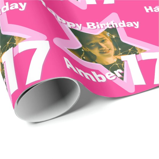 女の子の名前あなたの写真を追加17th誕生日ピンクの星 ラッピングペーパー (ロールコーナー)