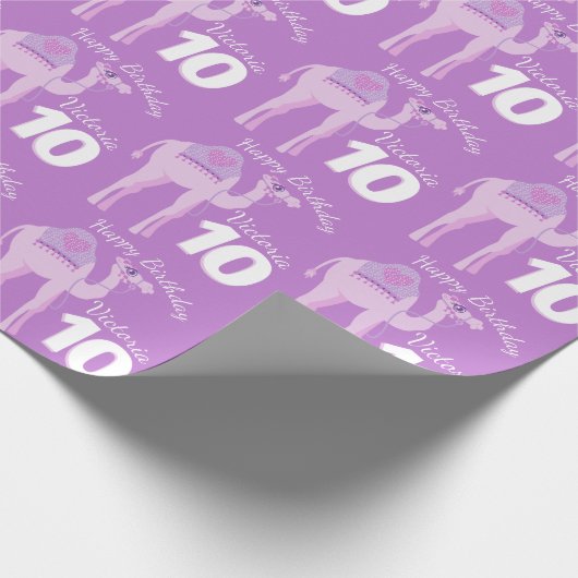 女の子の名前の年齢wimsyラクダの誕生日パターンのラップ ラッピングペーパー (角)