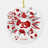 女の子の名前サッカーのボールが赤く輝く セラミックオーナメント (裏面)