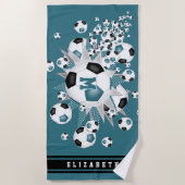 女の子の名前サッカーボール星スターブラックティール(緑がかった色) ビーチタオル (正面)