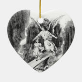 女の子の子供を守る天使 セラミックオーナメント (裏面)