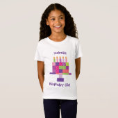 女の子の建物の煉瓦ブロックのお誕生日ケーキ Tシャツ (正面フル)