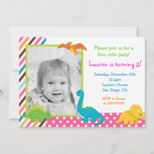 女の子の恐竜の誕生日の招待状のための 招待状 (正面)