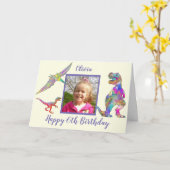 女の子の恐竜6番目の誕生日追加の名前と写真 カード (黄色い花)