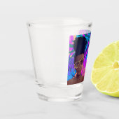 女の子の旅20XX、トロピカルカラフル、黒人女性 ショットグラス (左)