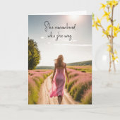 女の子の歩くの汚考えれた道の下の カード (黄色い花)