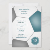 女の子の男の子スポーツティール(緑がかった色)グレイのサッカー誕生日パーティー 招待状 (正面)