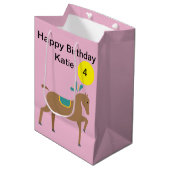 女の子の編集可能なかわいい漫画の馬年齢 ミディアムペーパーバッグ (正面アングル)