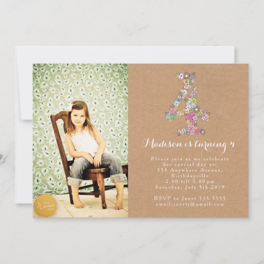 女の子の花柄の第4誕生日のパーティの招待状 招待状 (正面)