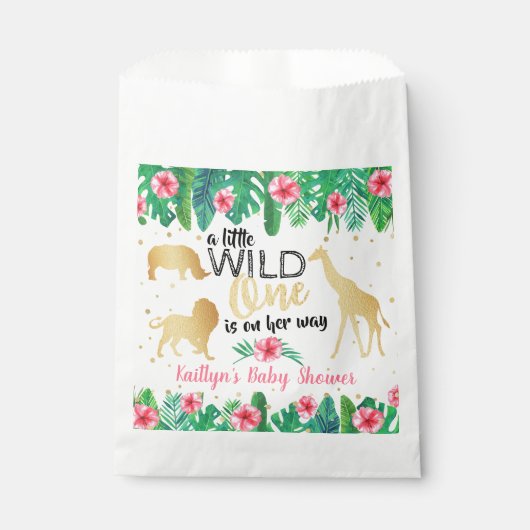 女の子の赤ちゃんシャワーを彼女の道にある小さな野生の人 フェイバーバッグ (正面)