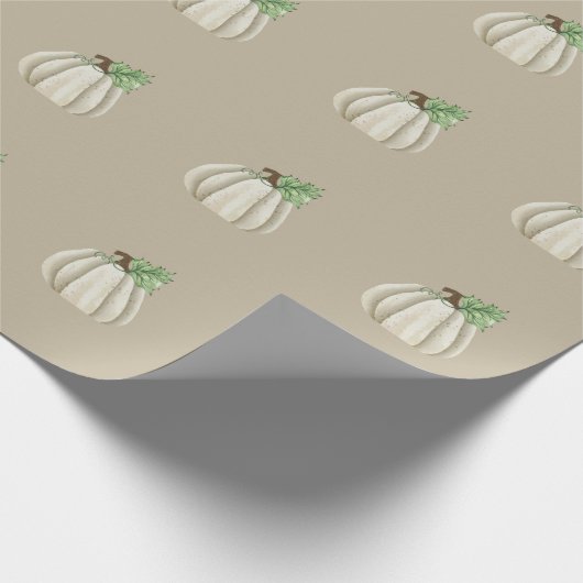 女の子の赤ちゃんシャワー小さなカボチャが途中にある ラッピングペーパー (角)