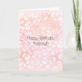 女の子の頬染めピンク桃色豹柄動物誕生日 カード (正面)