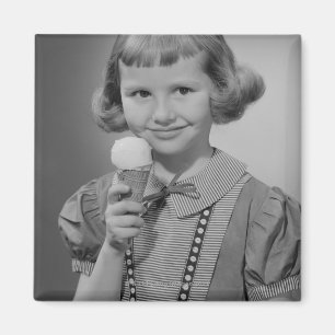 女の子の食べ物のアイスクリーム マグネット