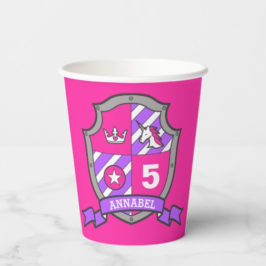 女の子の騎士誕生日パーソナライズされたピンクの子供のパーティー 紙コップ (裏面)