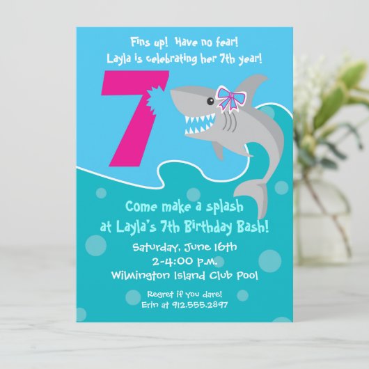 女の子の鮫のかみ傷は第7誕生会を誘います 招待状 (スタンド正面)