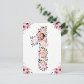 女の子の1歳の誕生日写真コラージュ ピンクの花 ポストカード (スタンド正面)