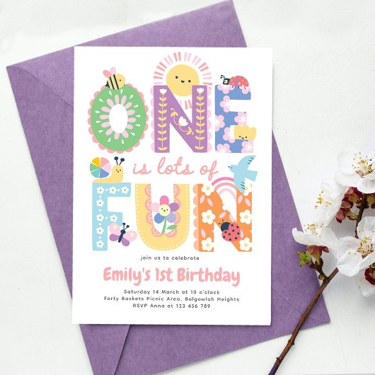 女の子の1歳の誕生日招待状, 1歳はとっても楽しい 招待状