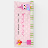 女の子の1歳目の誕生日の背景のバナー（フクロウ·ピンク·グリーン） 横断幕 (縦)