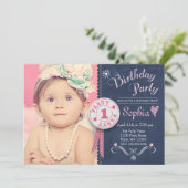 女の子の1歳誕生日パーティー招待状 黒板チョークボード 招待状 (スタンド正面)