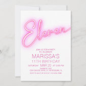 女の子の11歳のネオンピンクの誕生日 招待状 (正面)