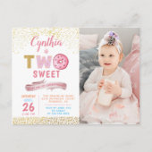 女の子の2歳誕生日 ツー・スイート・ドーナツ フォト招待状 ポストカード (正面)