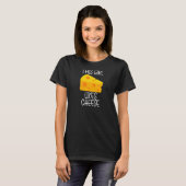 女の子はチーズチーズ引用文食べフードチーズが好き Tシャツ (正面フル)