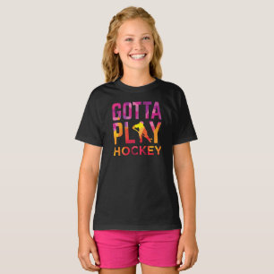 女の子はホッケーを遊ぶために得ました Tシャツ