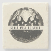 「女の子は女の子だ | 魔女をテーマにしたハロウィーン ストーンコースター (正面)