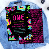 女の子は80代初の誕生日パーティーに参加したい 招待状