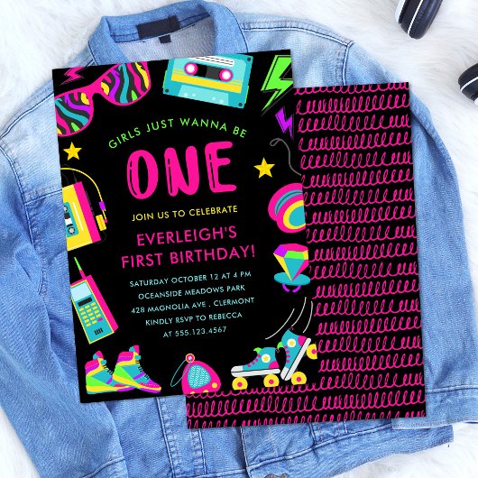 女の子は80代初の誕生日パーティーに参加したい 招待状