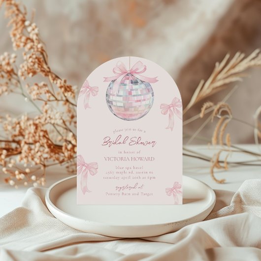 女の子らしいピンクの蝶リボン 光るディスコボール 結婚前お披露目パーティー 招待状
