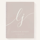 女の子らしいモノグラムカリグラフィーローズピンクアイボリーイニシャル ノートブック (正面)