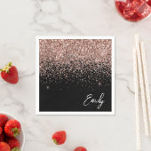 女の子らしい ブラック ローズゴールド グリッター モノグラム スタンダードカクテルナプキン (インサイチュ)