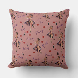 女の子をピンクで留める クッション