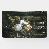 女の子を運んでいる野生の材木オオカミ 横断幕 (横)