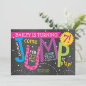 女の子ジャンプ誕生日パーティー – Britis on Chalkboard 招待状 (スタンド正面)
