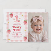女の子ストロベリーベリー最初の誕生日の写真 招待状 (正面)