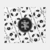 女の子スポーツサッカー場は私の幸せな場所である フリースブランケット (正面(横))