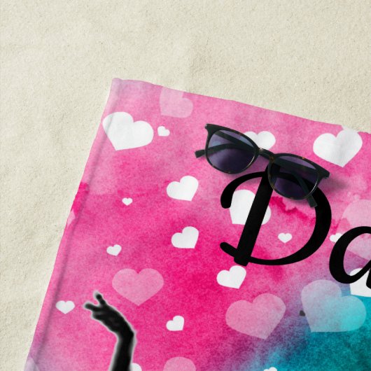 女の子ダンスウォーター色と浮きハート ビーチタオル (インサイチュ)