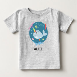女の子トレンディーと可愛いレインボーナールワールアンドネーム ベビーTシャツ