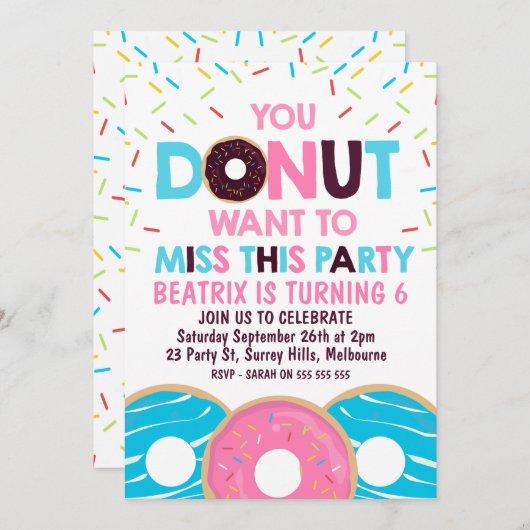 女の子ドーナツはパーティーの誕生日の招待状を恋しく思いたいと思います 招待状 (正面/裏面)
