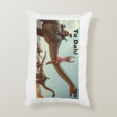 女の子バレリーナがディノにポーズをとる アクセントクッション (裏面(縦))