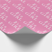 女の子ピンクのタイポグラフィ赤ちゃんシャワーパーティー ラッピングペーパー (角)