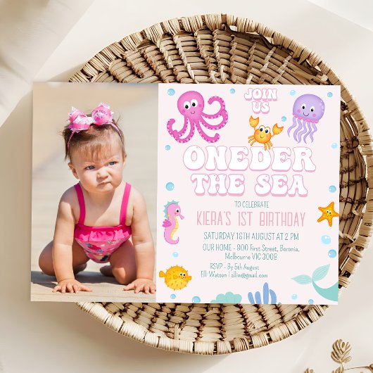 女の子ピンクの写真ワンダーザ海の最初の誕生日 招待状