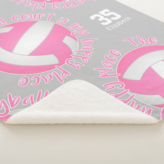 女の子ピンクの白いバレーボールコート私の幸せな場所 シェルパブランケット (3/4)