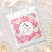 女の子ピンクの花柄ベビーシャワー フェイバーバッグ (クリップ留めされた状態)